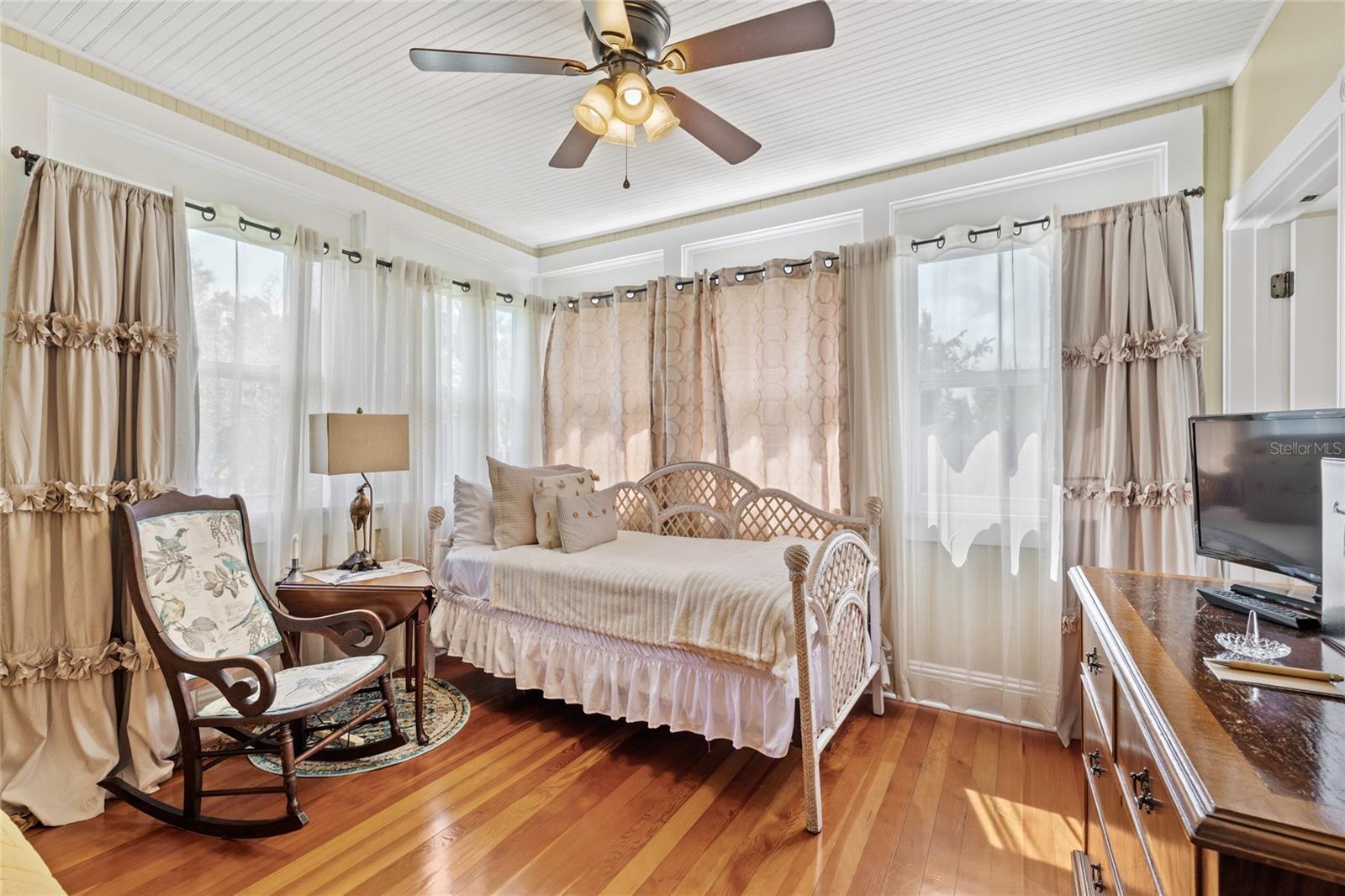 Image 19 of 83 For 442 3rd Avenue