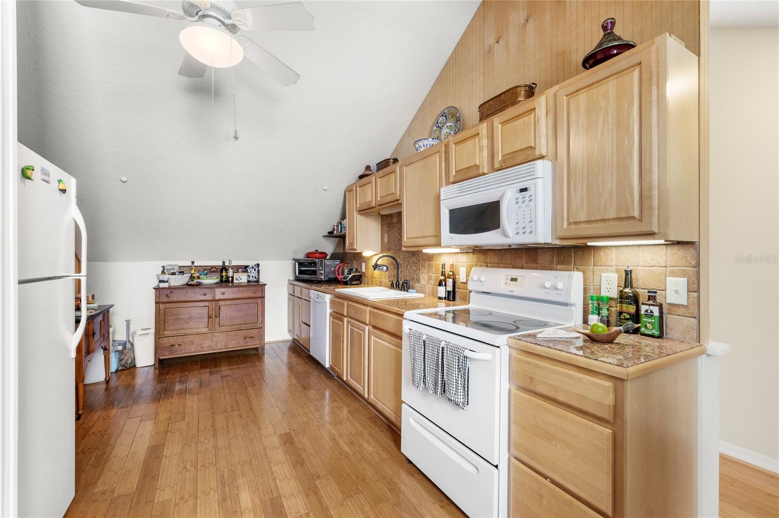 Image 59 of 83 For 442 3rd Avenue