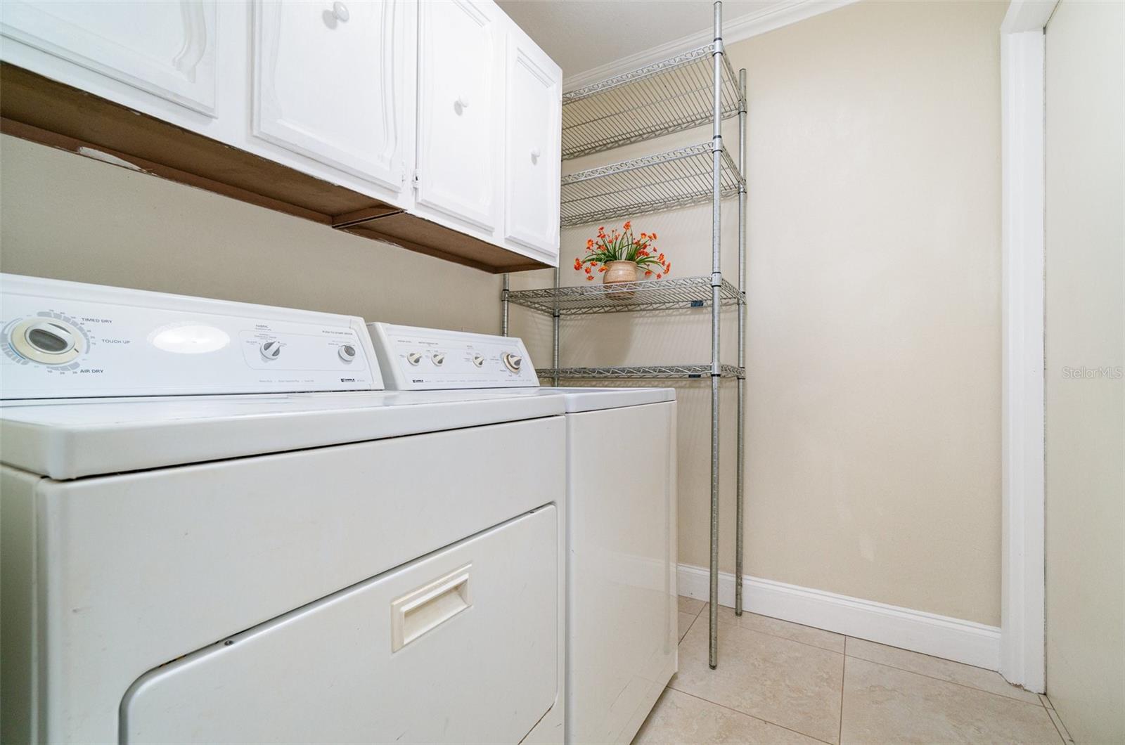 Image 19 of 28 For 1020 Alameda Drive