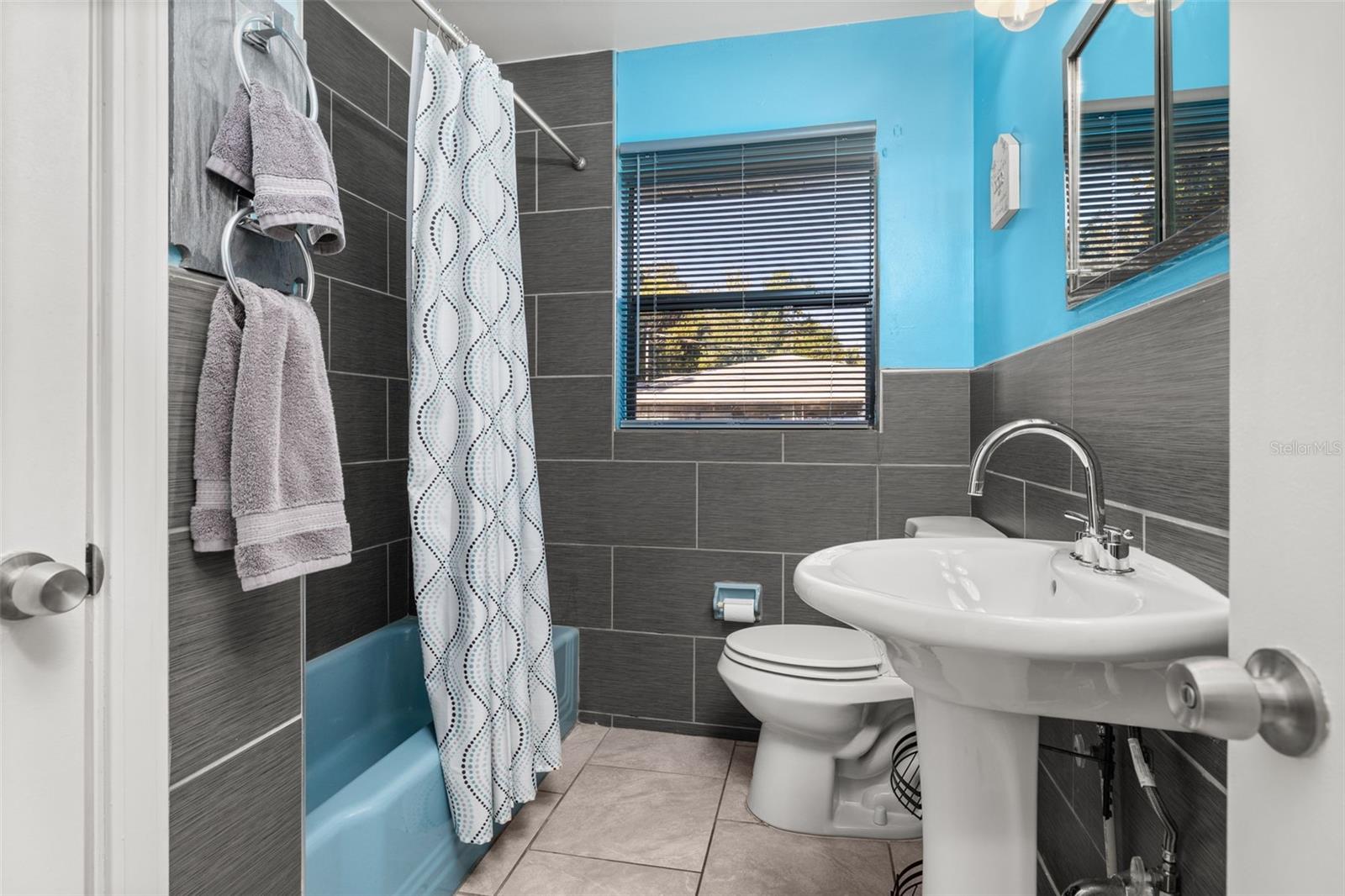 Image 33 of 85 For 1305 Wren Avenue