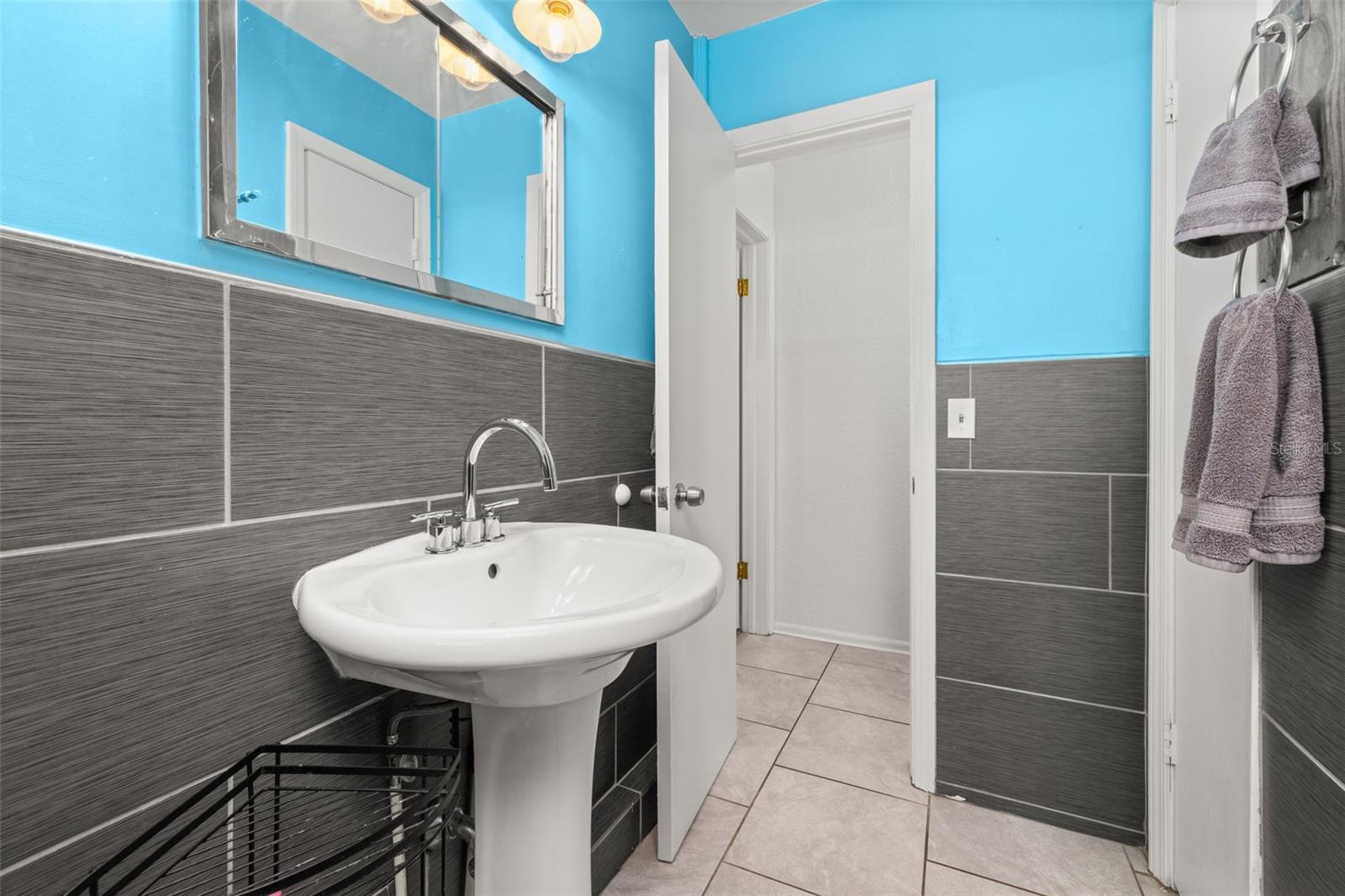 Image 34 of 85 For 1305 Wren Avenue