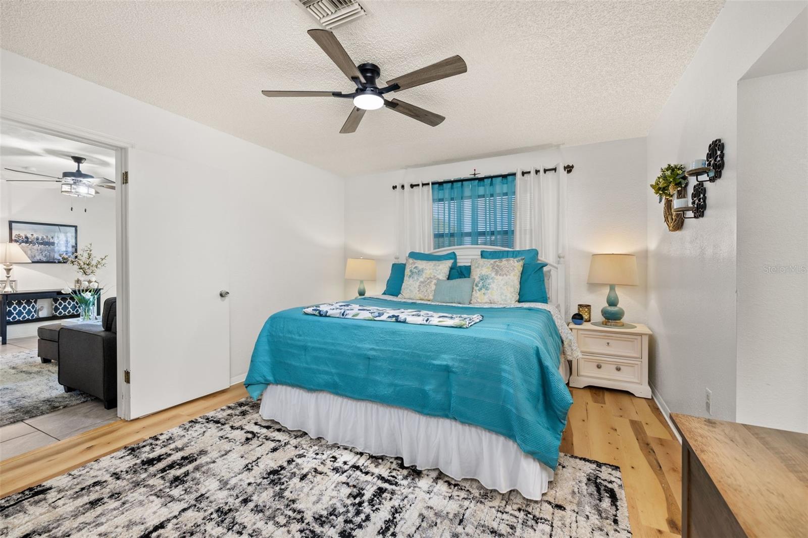 Image 39 of 85 For 1305 Wren Avenue