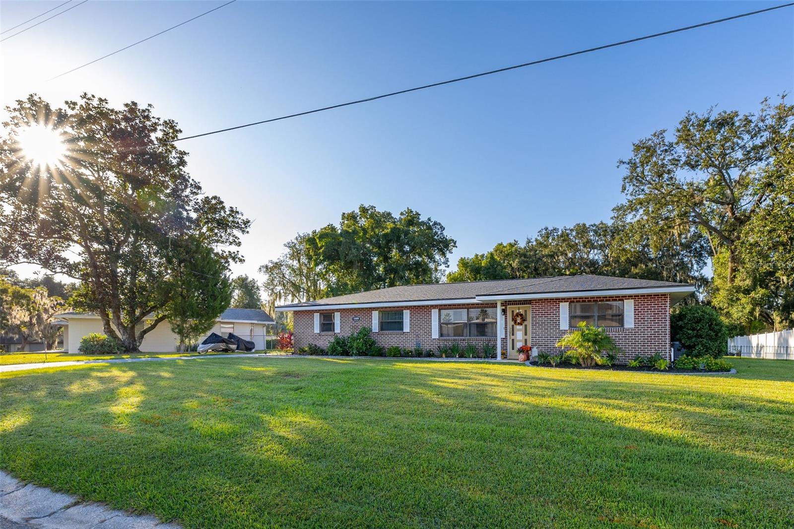 Image 4 of 85 For 1305 Wren Avenue