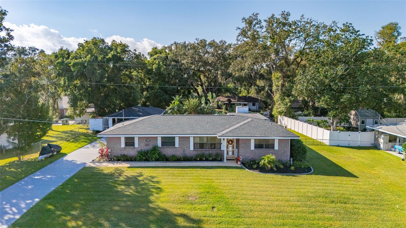 Image 5 of 85 For 1305 Wren Avenue