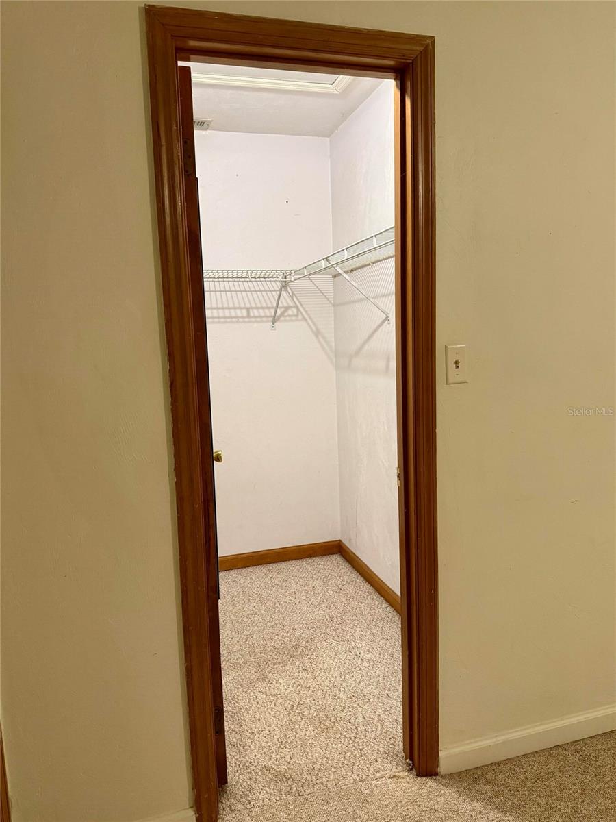 Image 20 of 26 For 754 Gold Nugget Trail