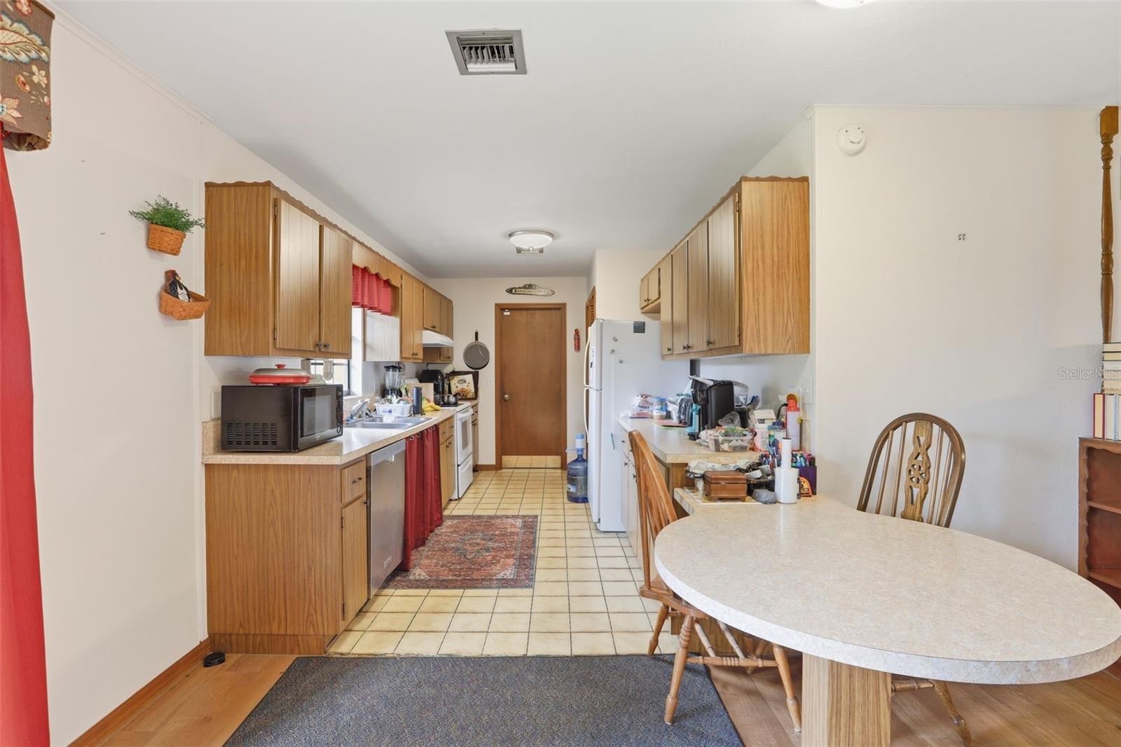 Image 11 of 41 For 3331 30th Terrace