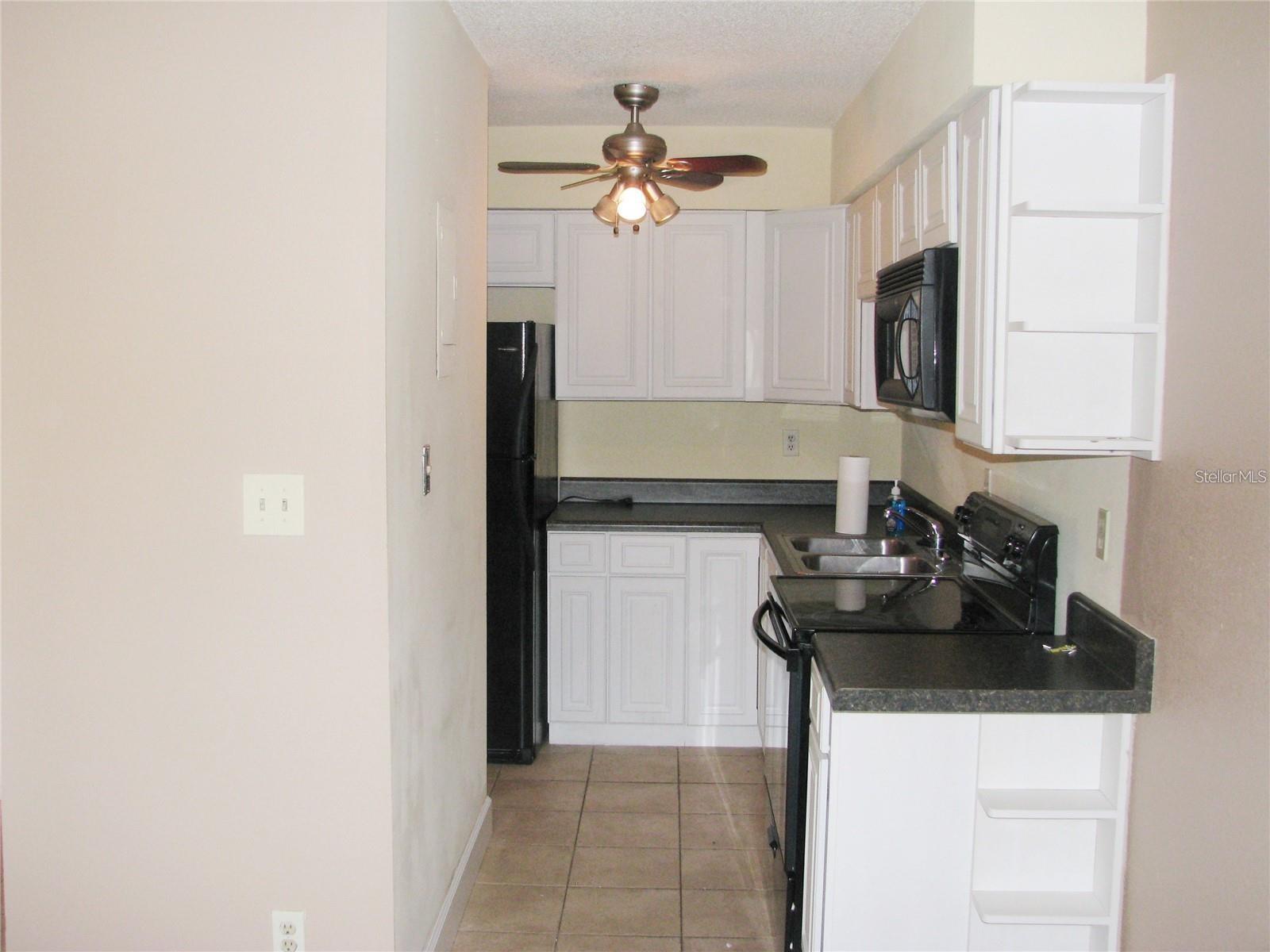 Image 3 of 10 For 405 Georgetown Drive D