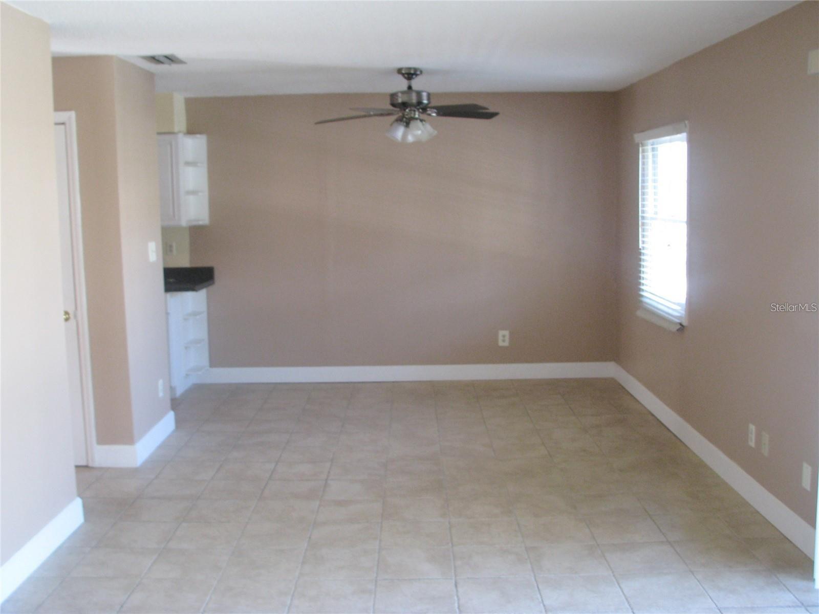 Image 4 of 10 For 405 Georgetown Drive D