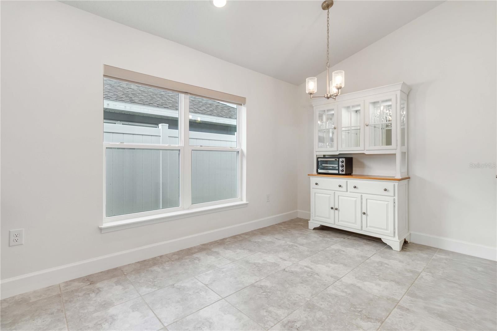 Image 24 of 44 For 745 Lantana Street
