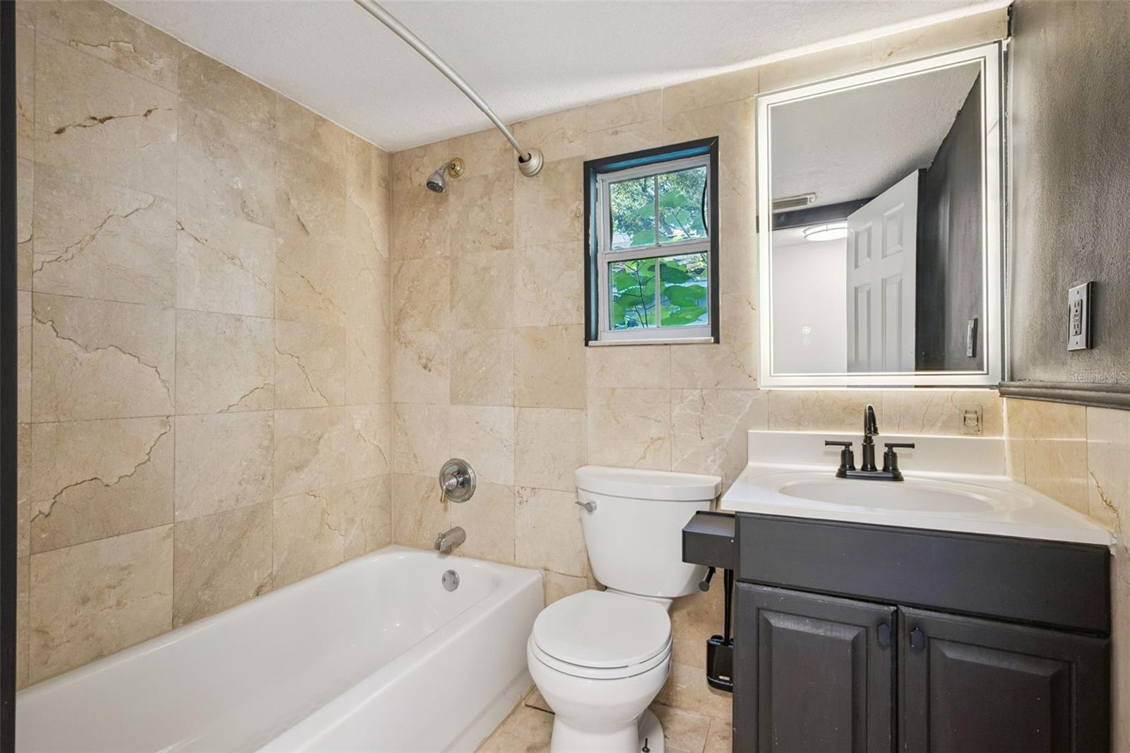 Image 20 of 40 For 1417 Belgrade Avenue A