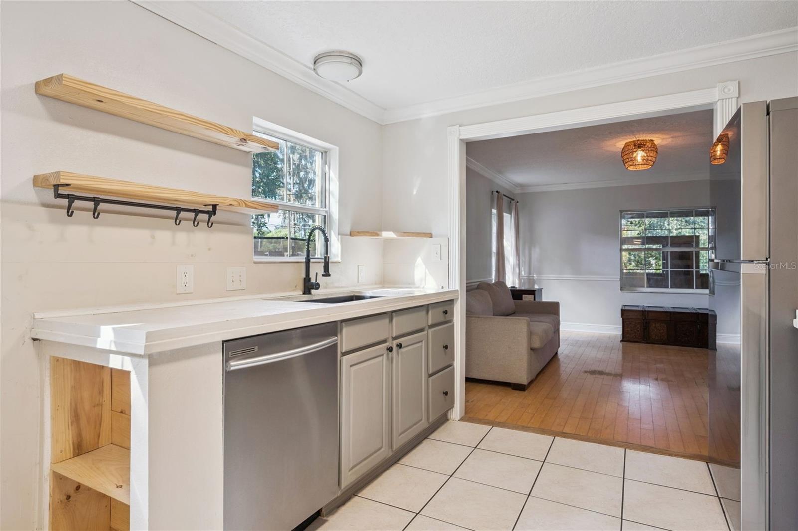 Image 7 of 40 For 1417 Belgrade Avenue A