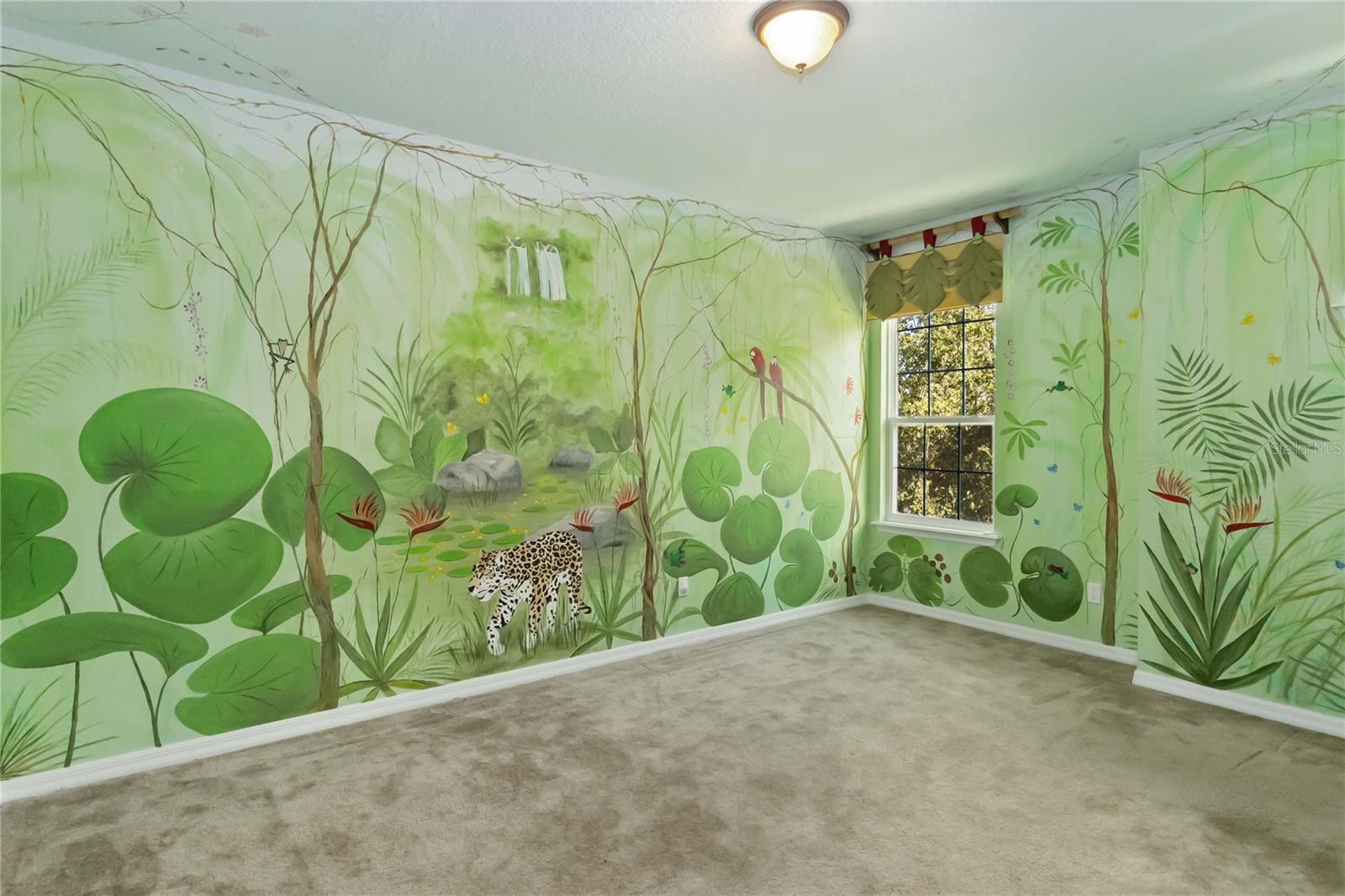 Image 25 of 39 For 248 Wallrock Court