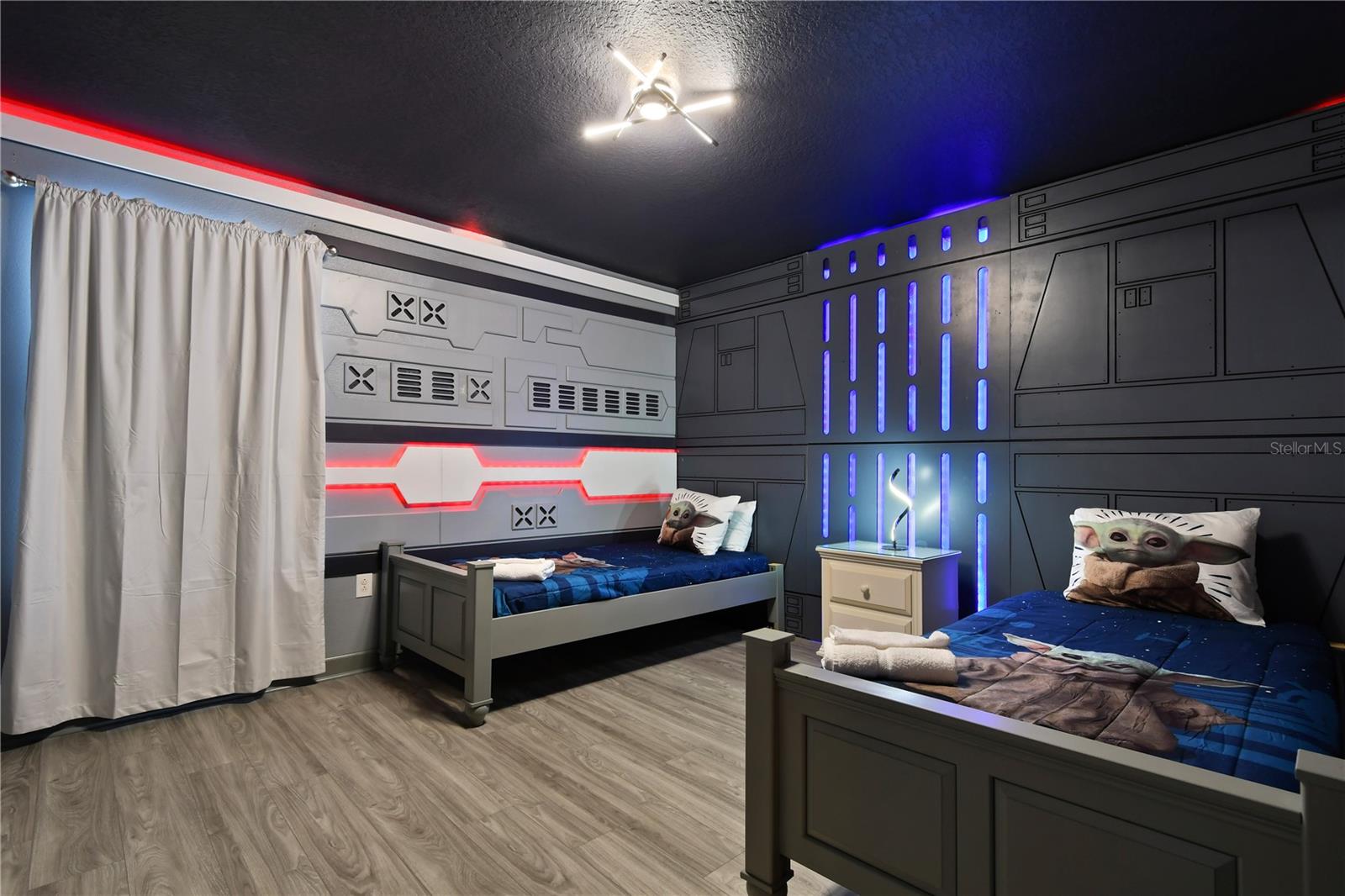 Image 39 of 57 For 1415 Moon Valley Drive