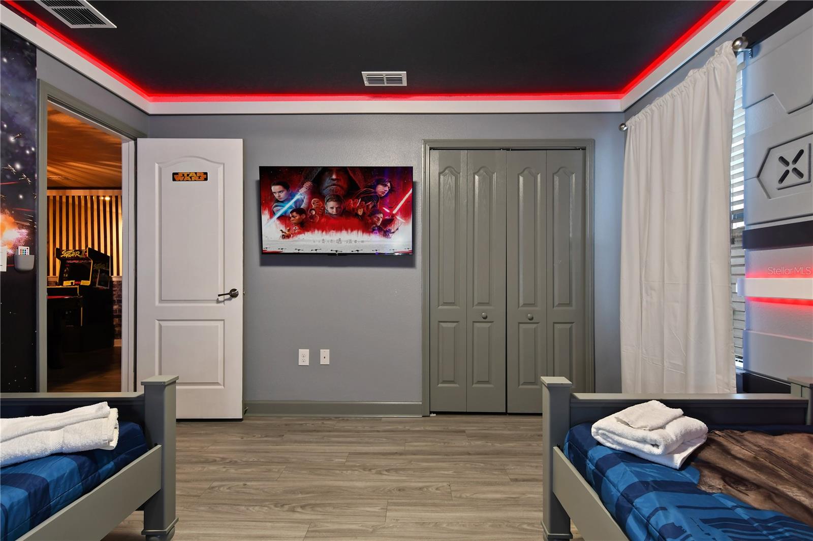 Image 41 of 57 For 1415 Moon Valley Drive