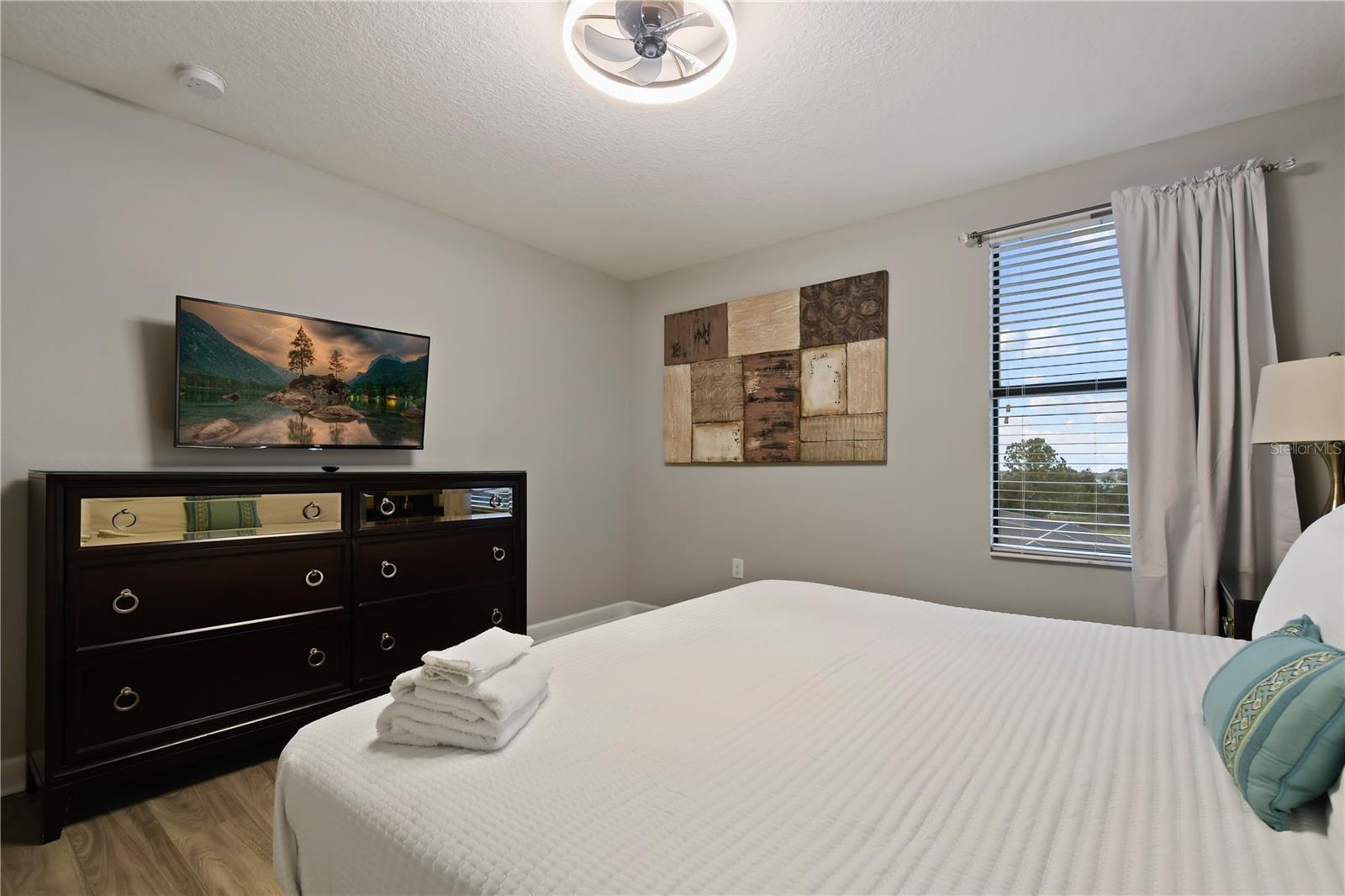 Image 47 of 57 For 1415 Moon Valley Drive