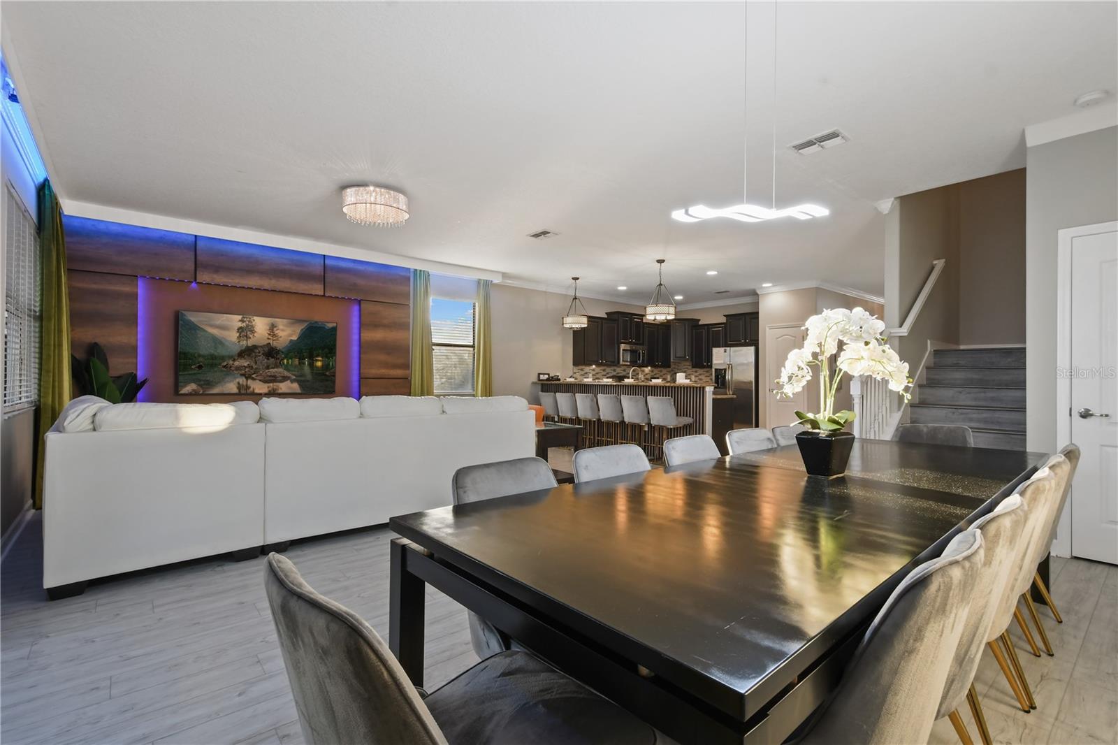 Image 7 of 57 For 1415 Moon Valley Drive