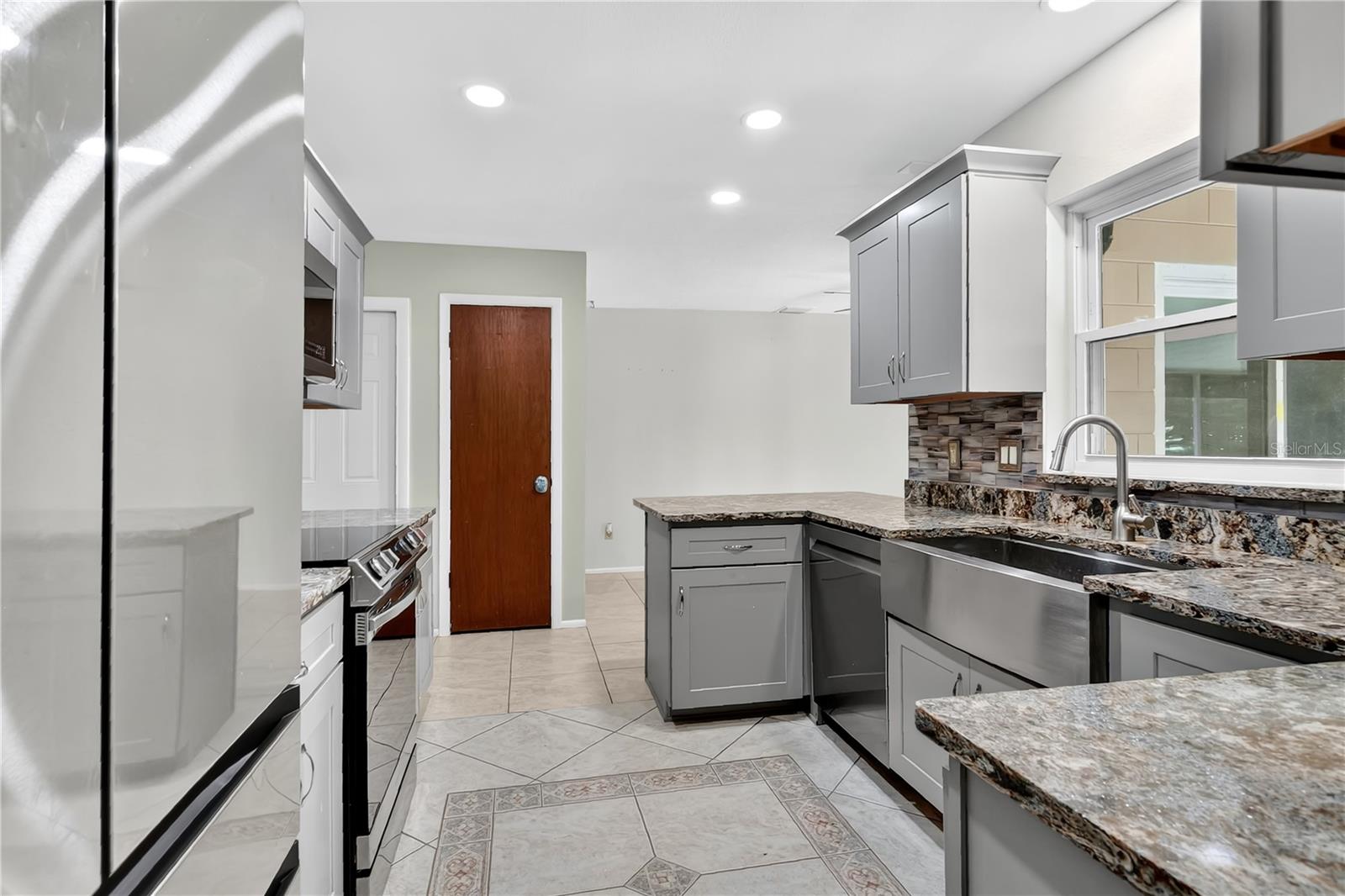 Image 10 of 37 For 1501 Gelm Court