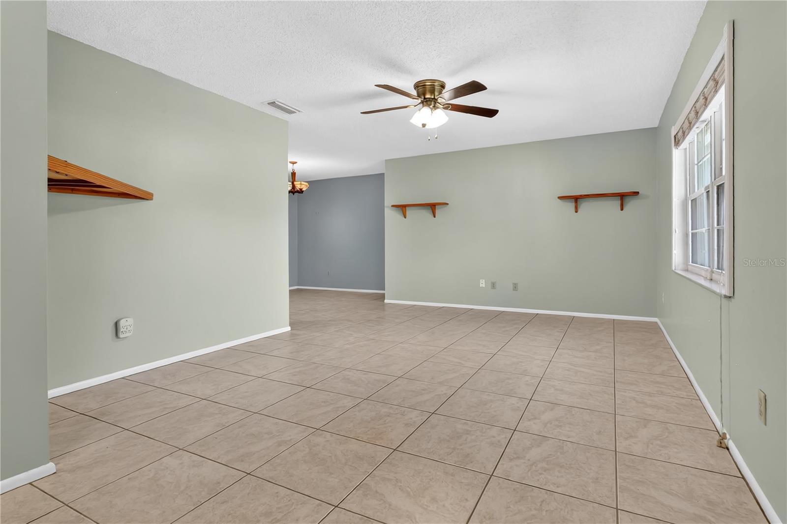 Image 5 of 37 For 1501 Gelm Court