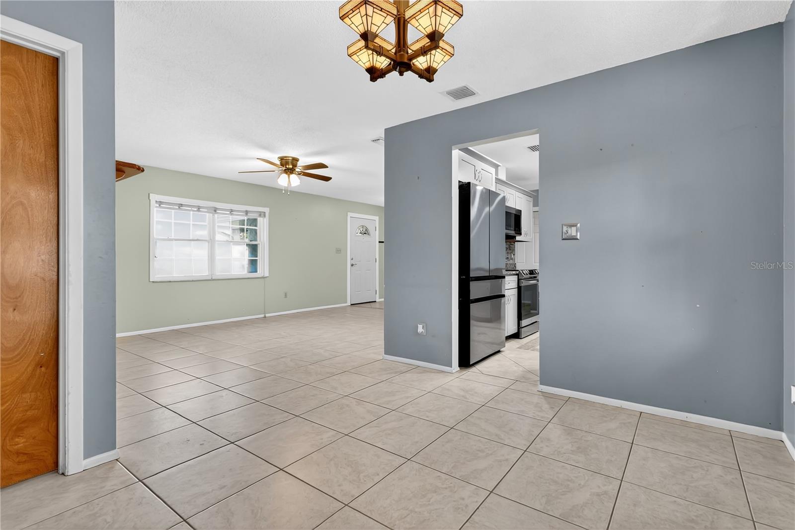 Image 7 of 37 For 1501 Gelm Court