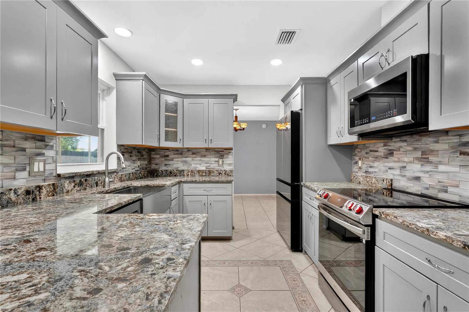 Image 9 of 37 For 1501 Gelm Court