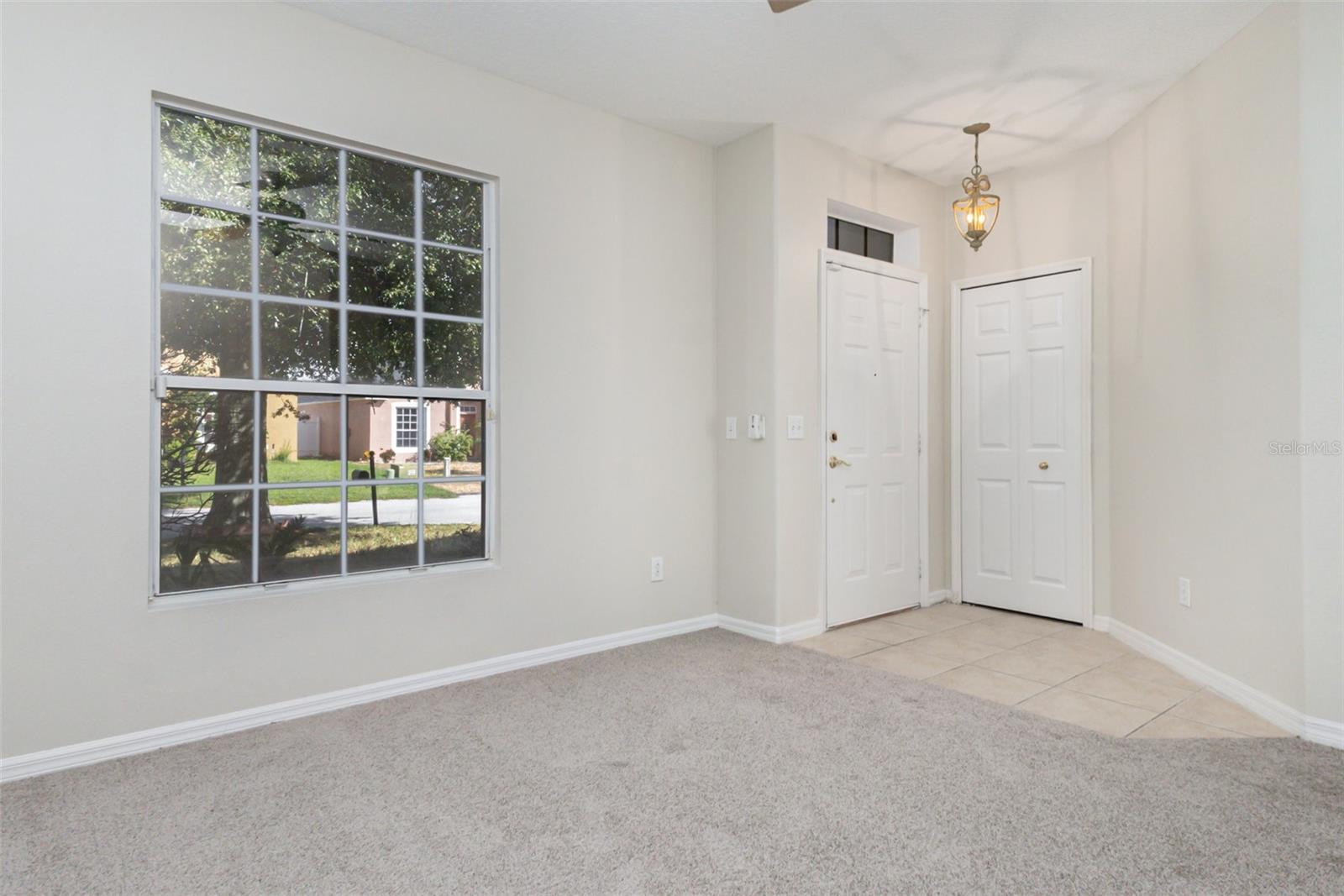 Image 6 of 31 For 213 Knollwood Drive