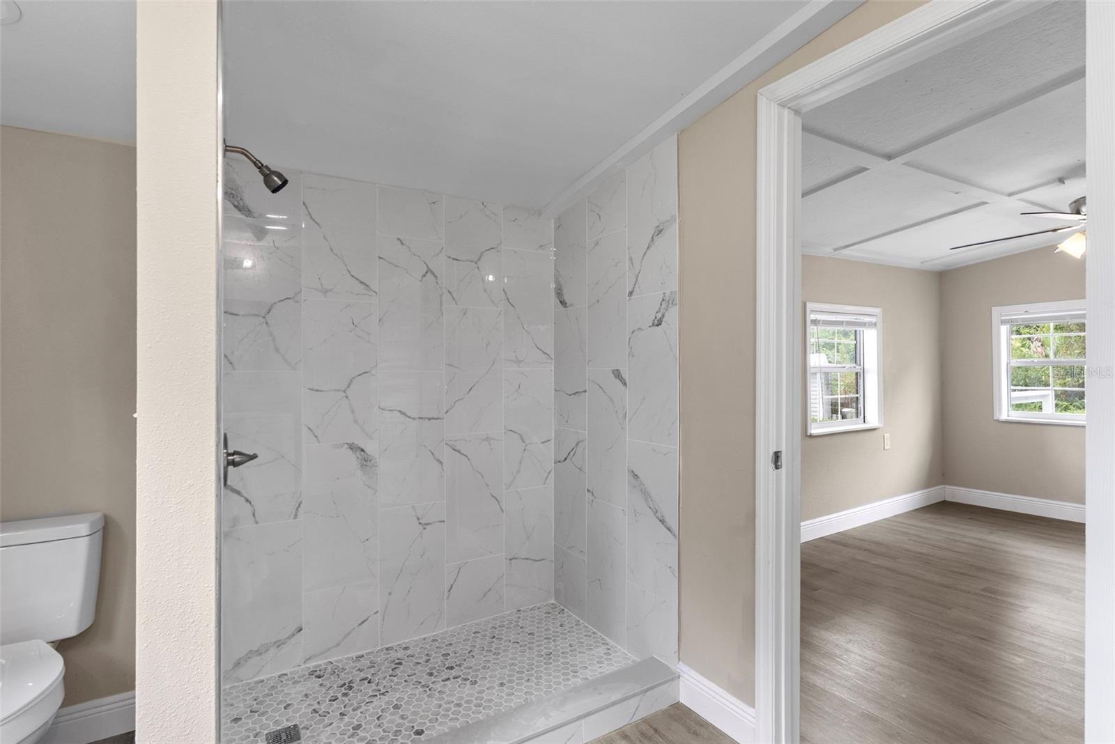 Image 16 of 31 For 15375 64th Place