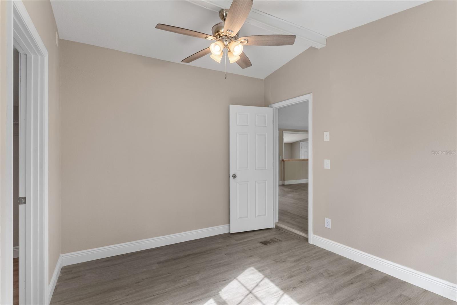 Image 21 of 31 For 15375 64th Place