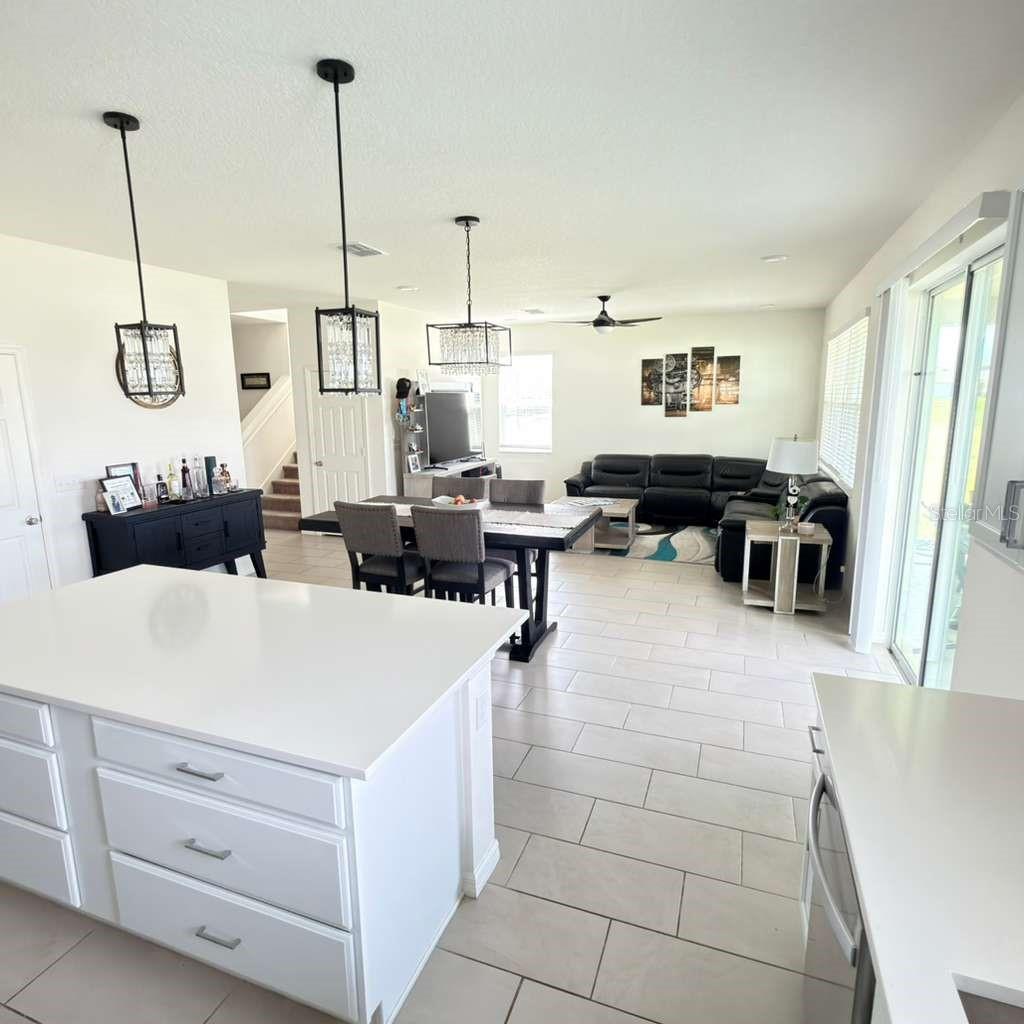 Image 12 of 29 For 850 Overpool Avenue