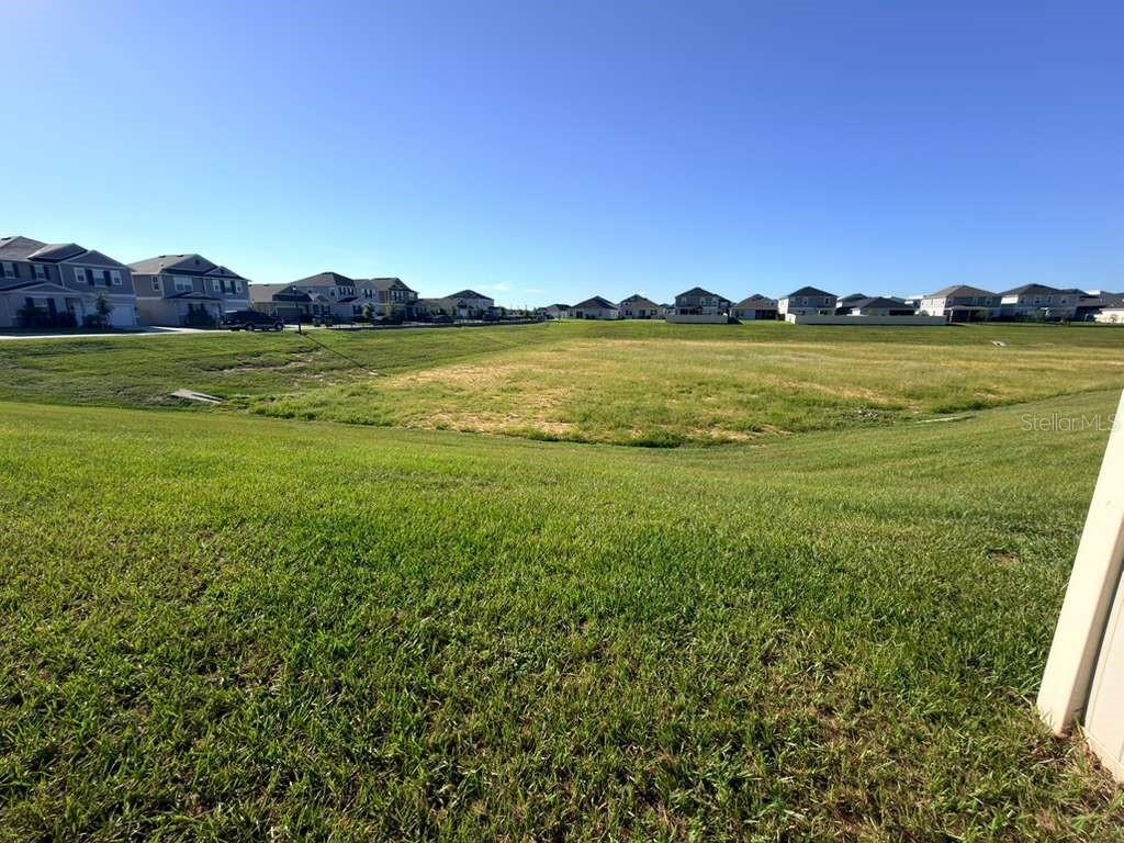 Image 23 of 29 For 850 Overpool Avenue