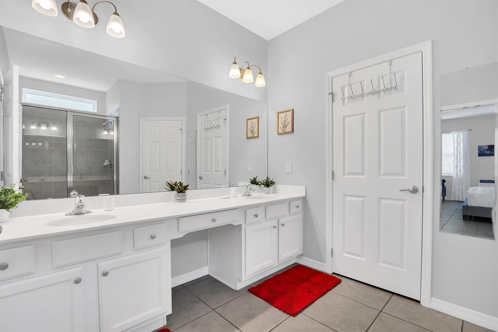 Image 19 of 74 For 6148 Broad Oak Drive