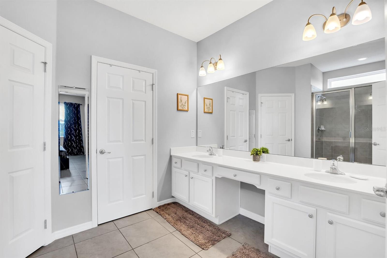 Image 29 of 74 For 6148 Broad Oak Drive