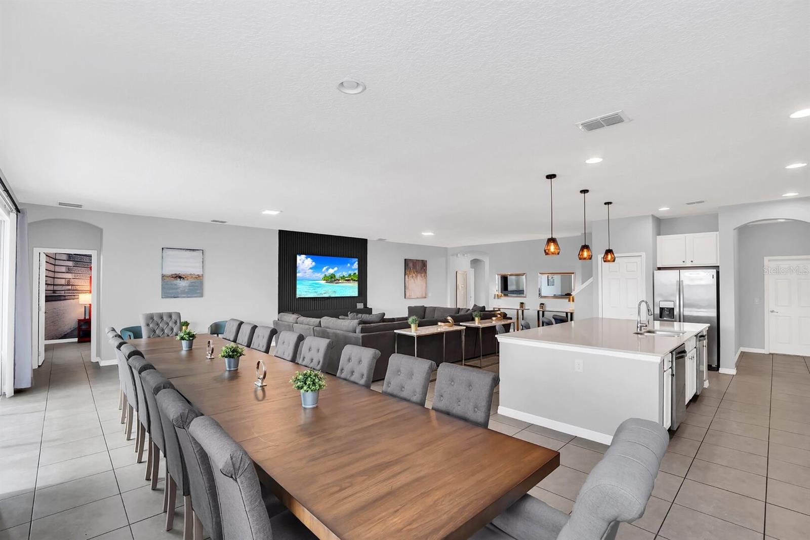 Image 7 of 74 For 6148 Broad Oak Drive