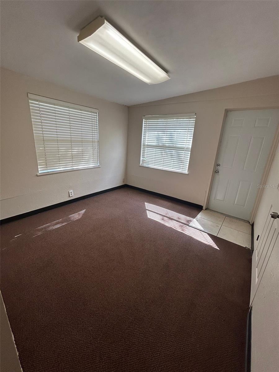 Image 4 of 11 For 285 Seminole Avenue