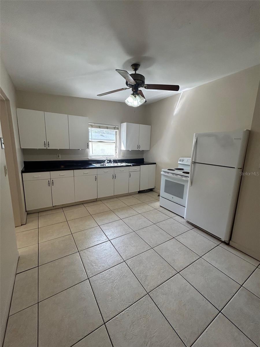 Image 5 of 11 For 285 Seminole Avenue