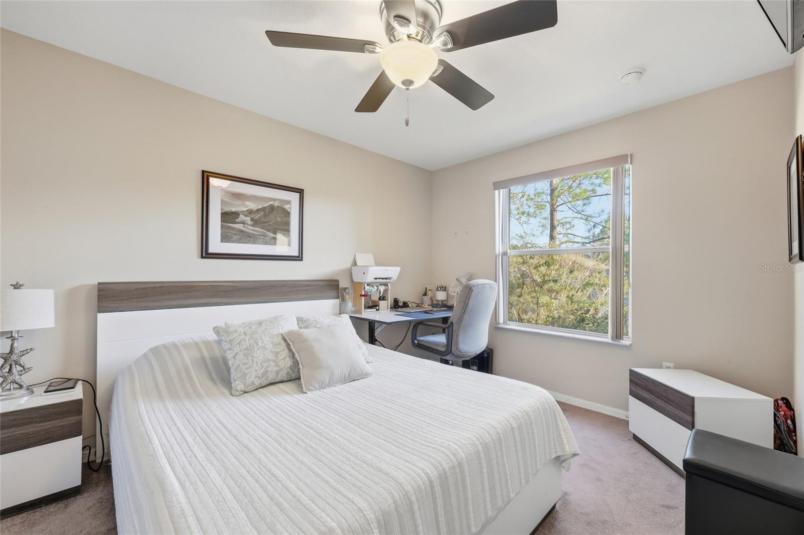 Image 21 of 30 For 8718 Rain Forest Place C