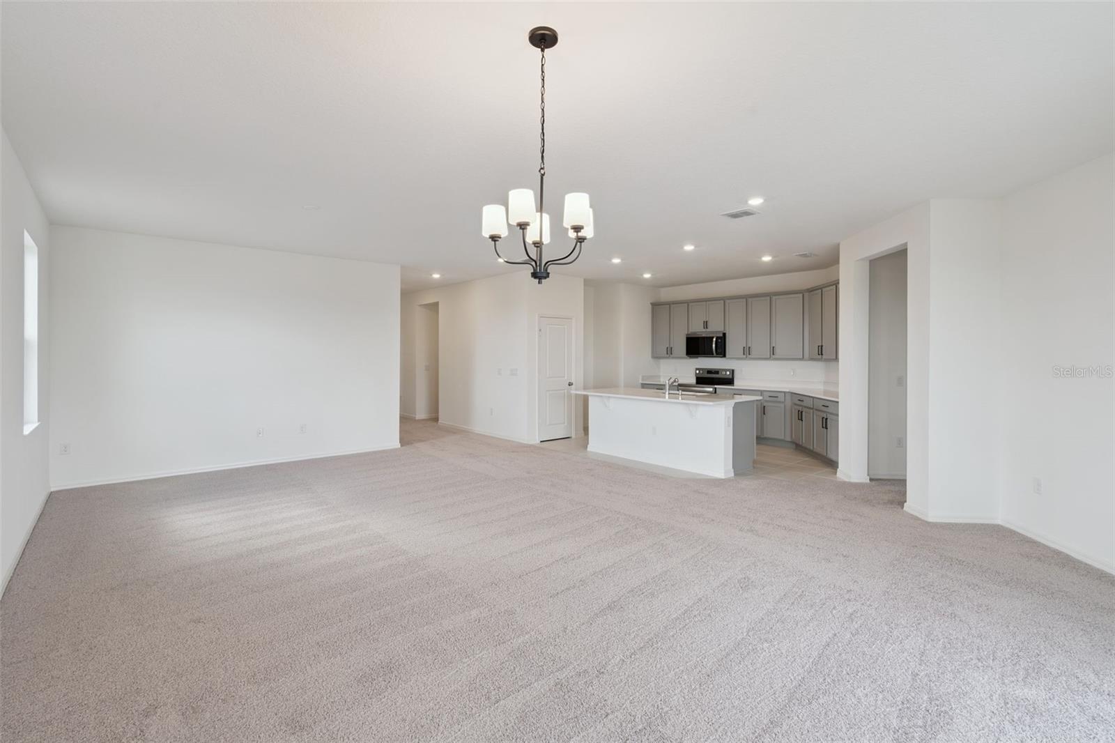 Image 11 of 31 For 338 Ridgemark Avenue