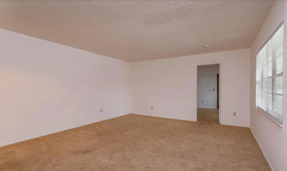 Image 12 of 24 For 68 Windtree Lane 201