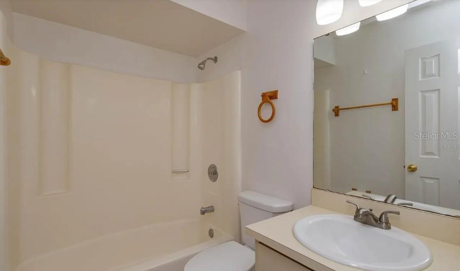Image 22 of 24 For 68 Windtree Lane 201