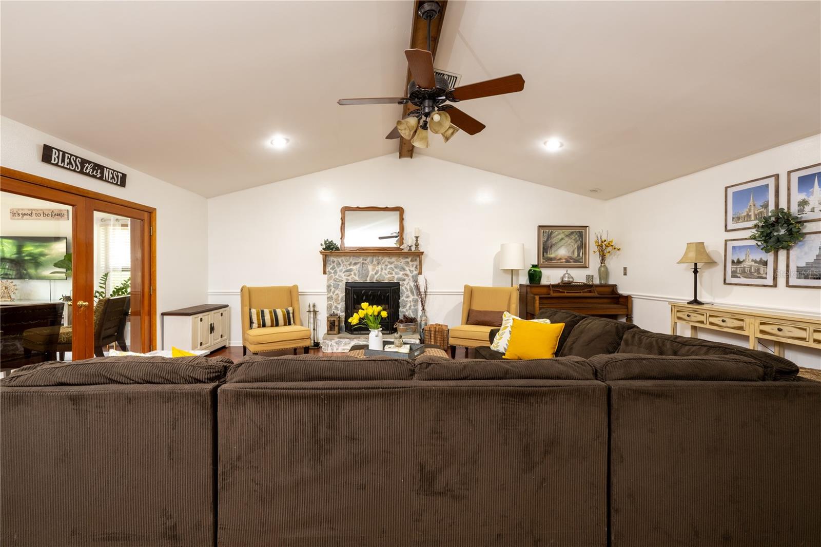 Image 10 of 31 For 901 Cutler Road