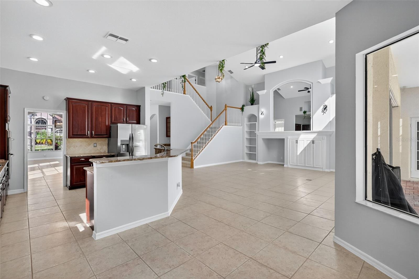 Image 13 of 47 For 10207 Deercliff Drive