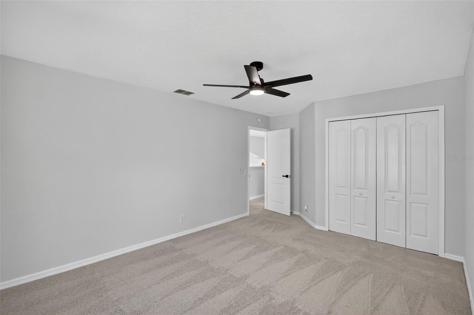 Image 29 of 47 For 10207 Deercliff Drive