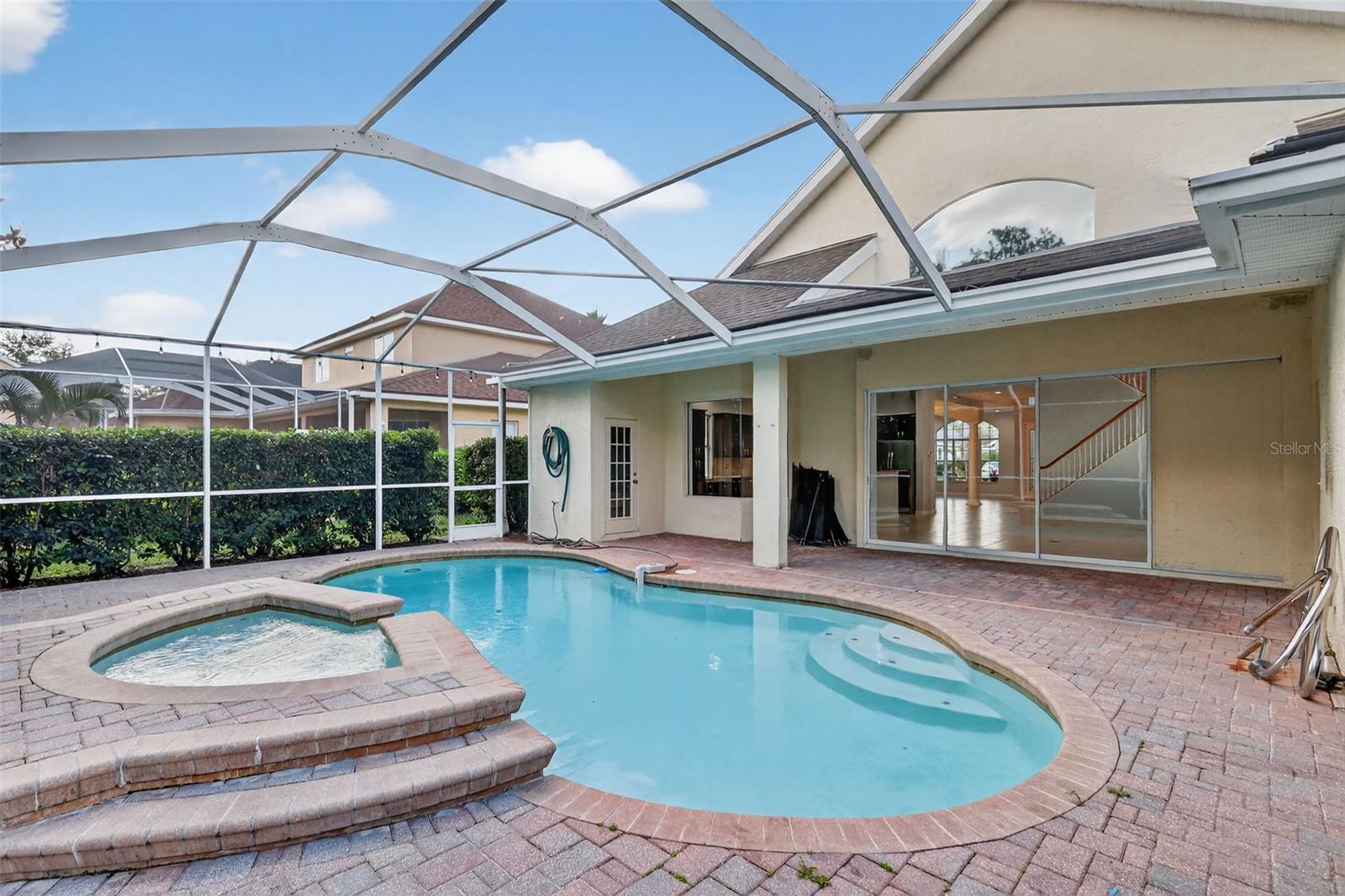 Image 34 of 47 For 10207 Deercliff Drive
