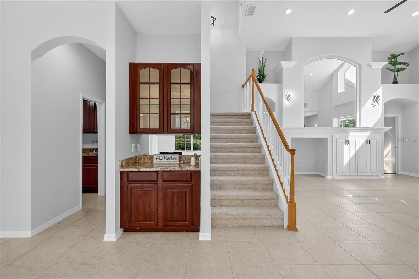 Image 6 of 47 For 10207 Deercliff Drive