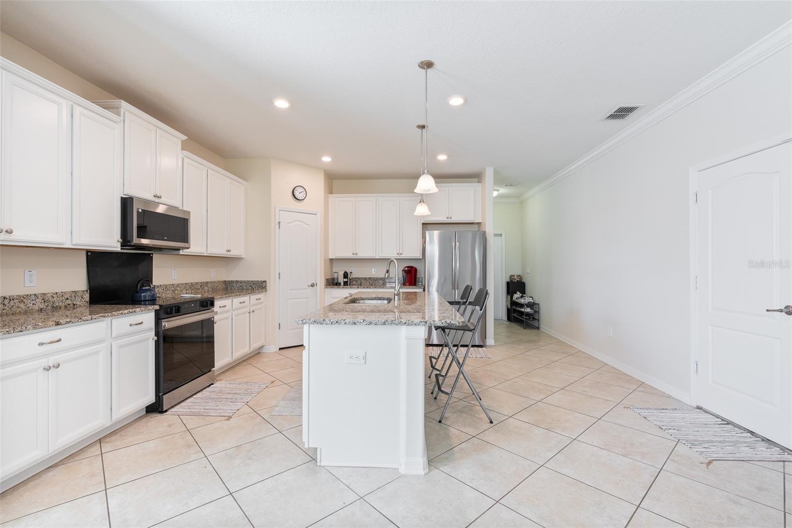 Image 13 of 44 For 7451 Fairgrove Avenue