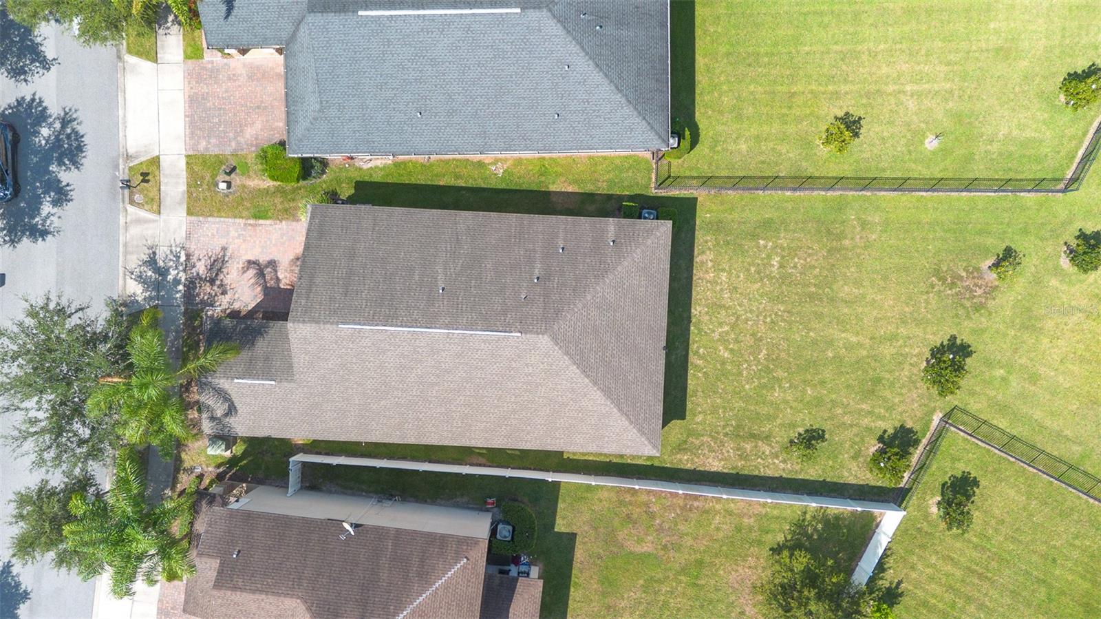 Image 36 of 44 For 7451 Fairgrove Avenue