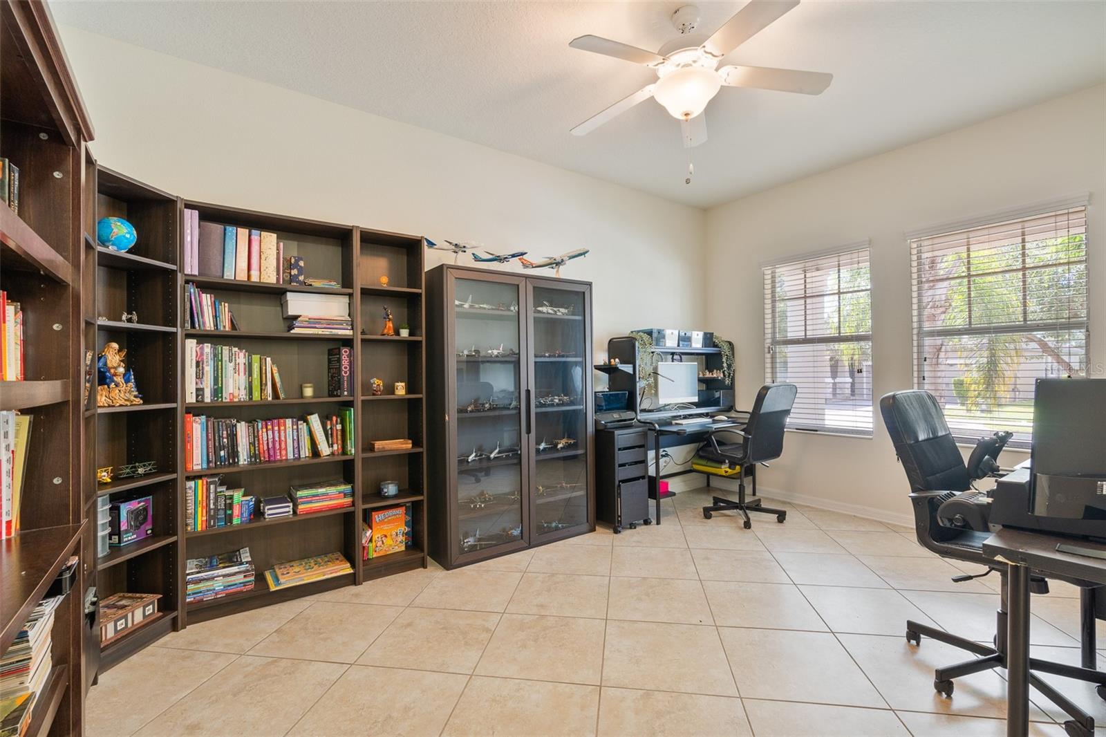Image 6 of 44 For 7451 Fairgrove Avenue