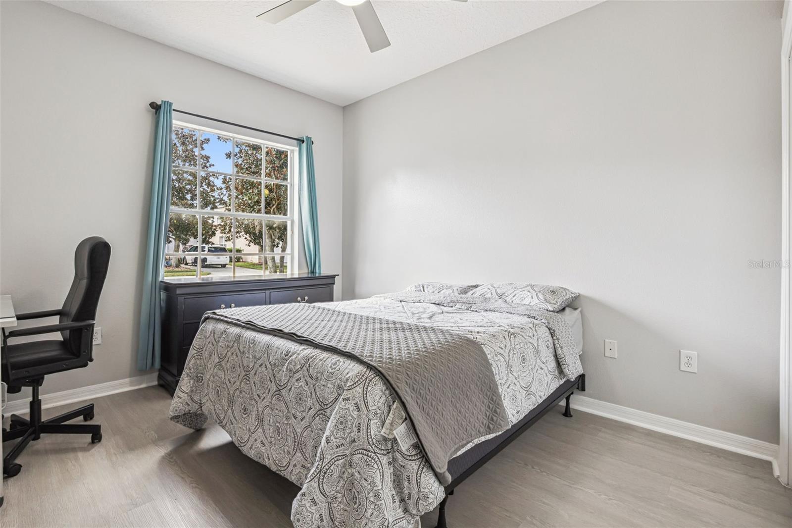 Image 17 of 27 For 231 Minniehaha Circle