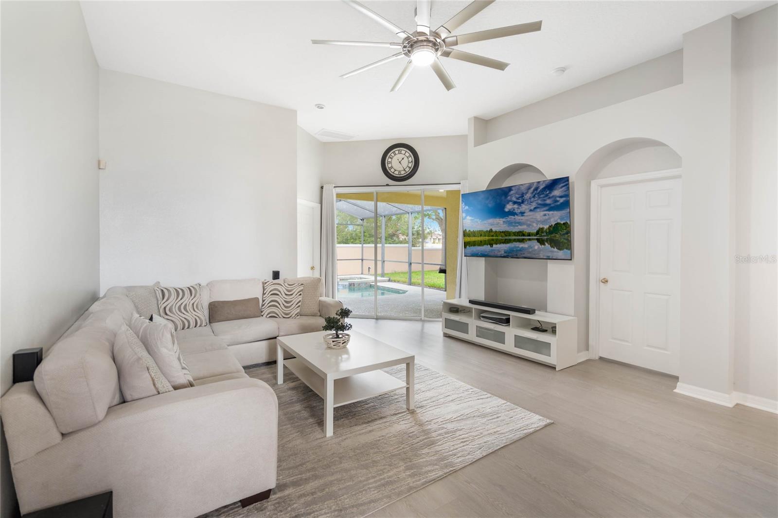 Image 3 of 27 For 231 Minniehaha Circle