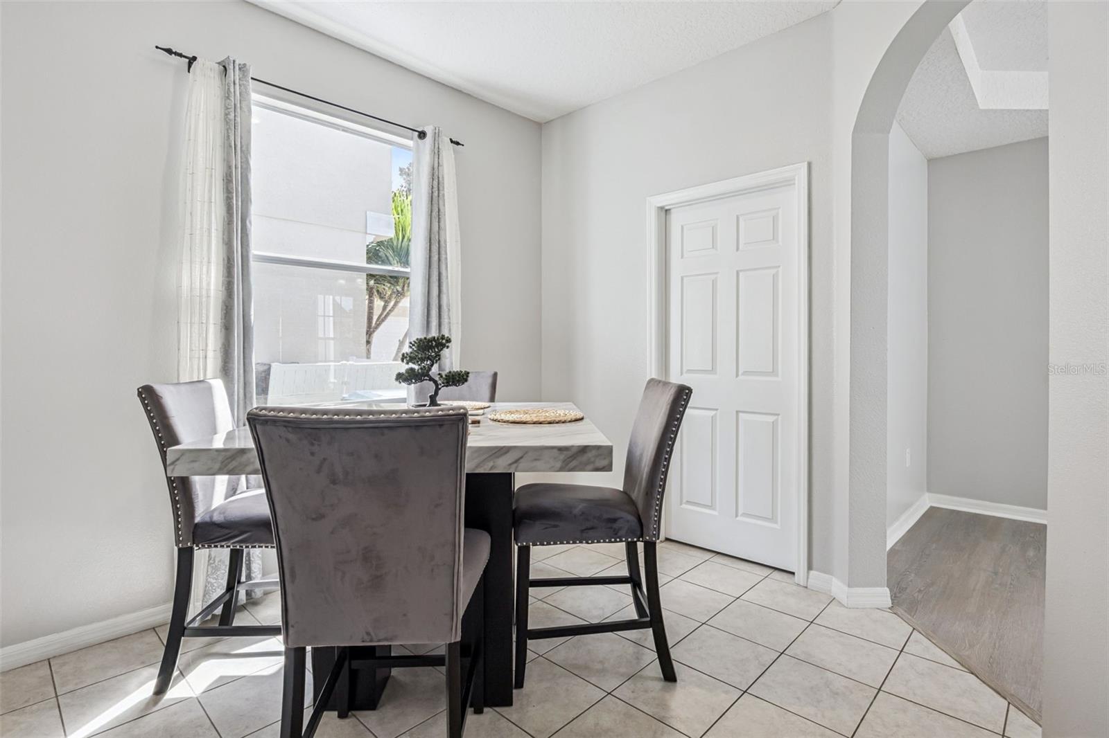 Image 6 of 27 For 231 Minniehaha Circle