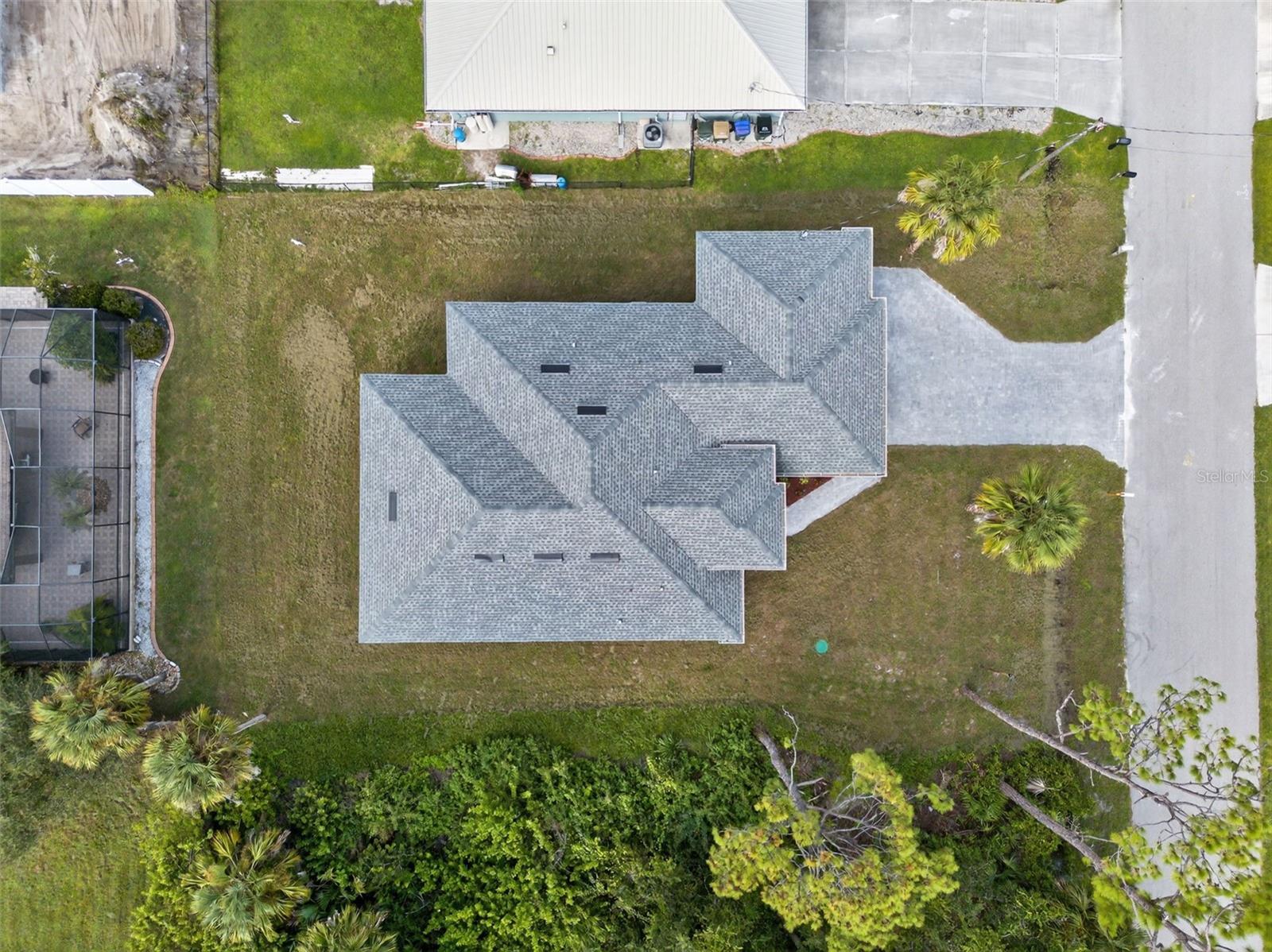 Image 4 of 63 For 2279 Margaret Lane